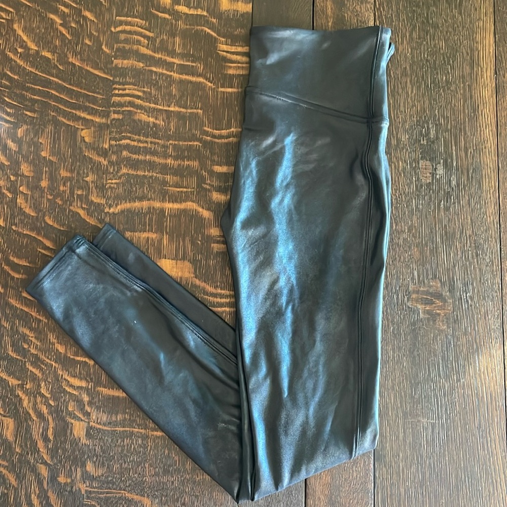 Like New Spanx Faux Leather Leggings size M